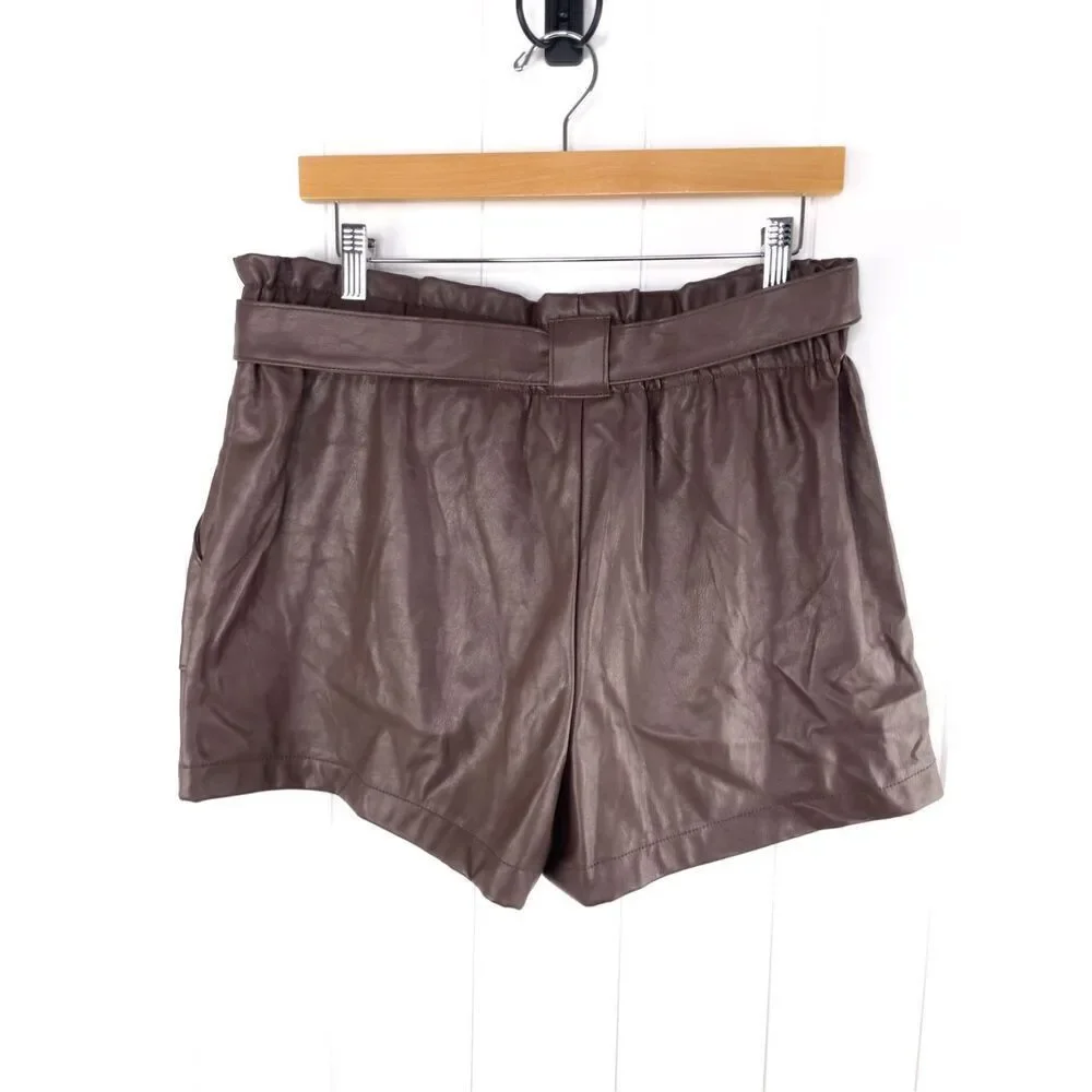 Ci‎ Sono Faux Leather Collection Chocolate Brown Paper Bag Shorts Size L